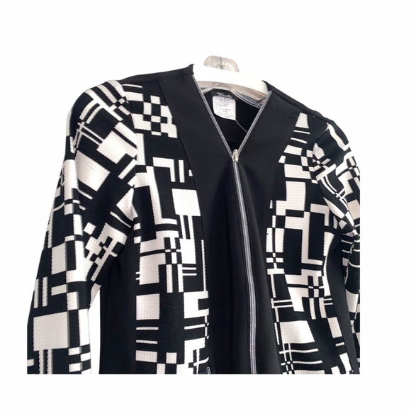 Gorgeous Bali Corp zip up Top/ light jacket - Picture 6 of 16